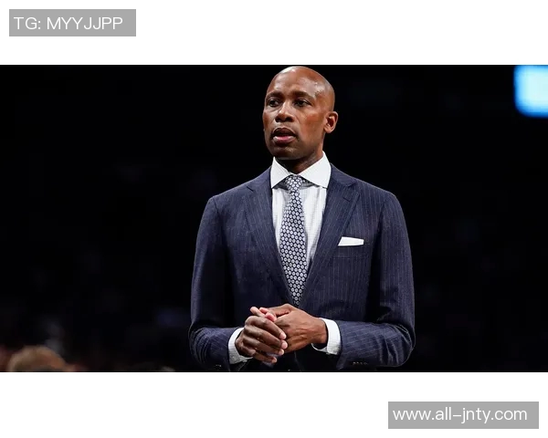 维拉纽瓦分析哈登与皮蓬的职业生涯差异与历史地位