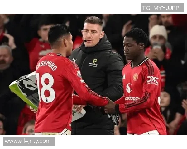 那不勒斯与梅努经纪人洽谈租借事宜梅努尚未做出最终决定