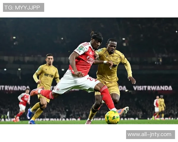 马杜埃凯罚失点球引发争议评论员呼吁下次别再让他主罚