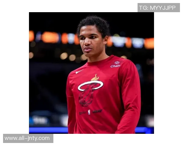 斯波称赞德鲁史密斯具备顶尖预判能力和出色抢断技巧 斯波称赞德鲁史密斯具备顶尖预判能力和出色抢断技巧